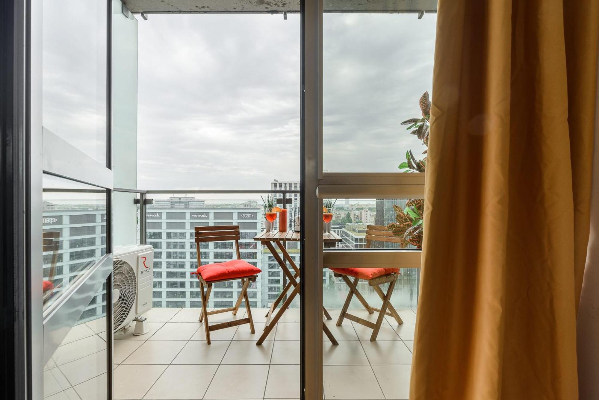 Lumina Apart With Balcony Platinum Tower Warsaw Exterior photo